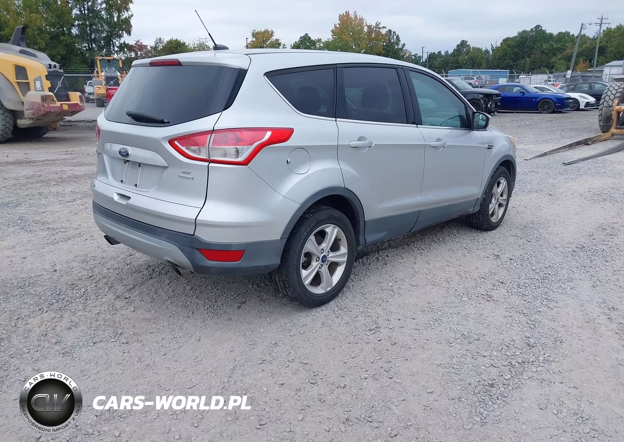 2015 Ford Escape Se VIN:1FMCU9GX5FUB69372 - 4