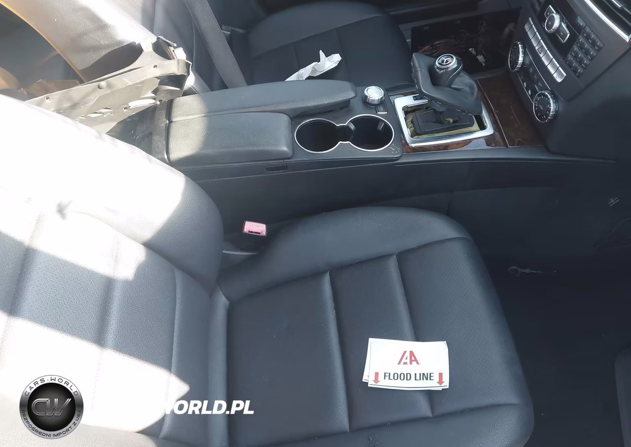 2013 Mercedes-Benz C 300 Sport 4Matic VIN:WDDGF8AB5DR264530 - 5
