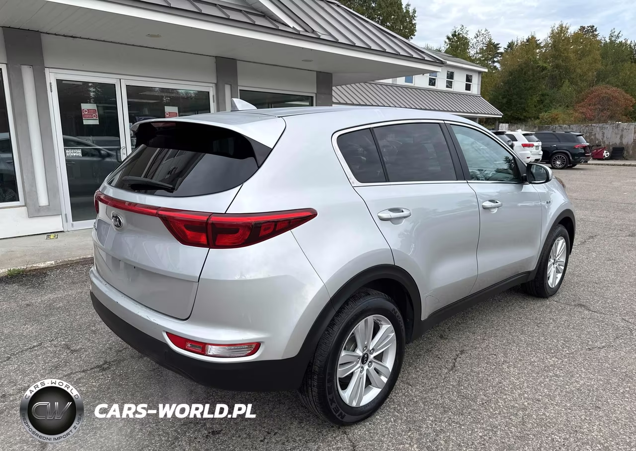 2018 Kia Sportage Lx VIN:KNDPMCAC1J7365387 - 4