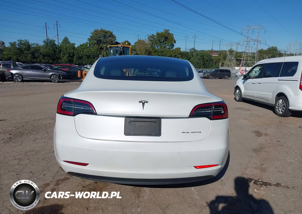 2022 Tesla Model 3 Long Range Dual Motor All-Wheel Drive VIN:5YJ3E1EB7NF306037 - 16