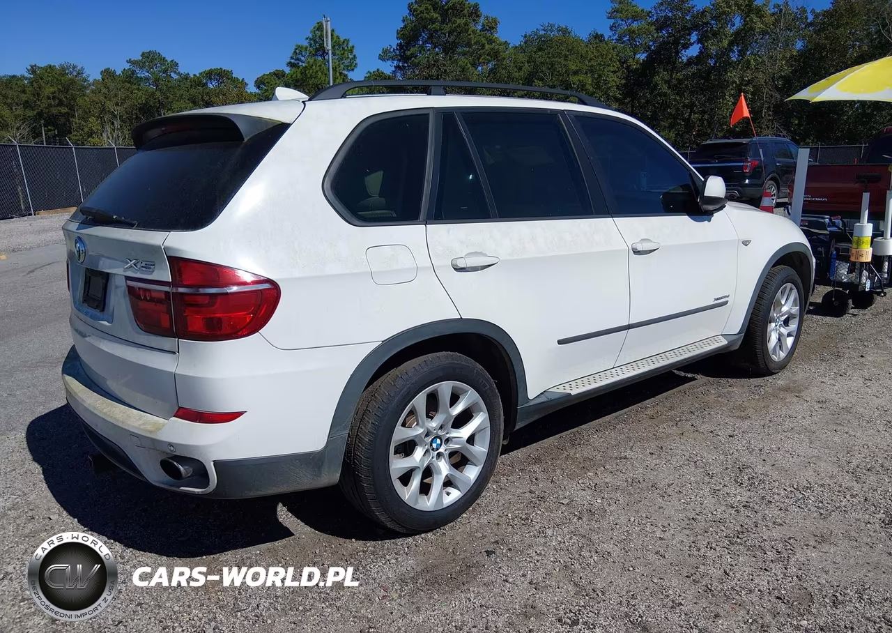 2012 BMW X5 xDrive35D VIN:5UXZW0C58CL668658 - 4