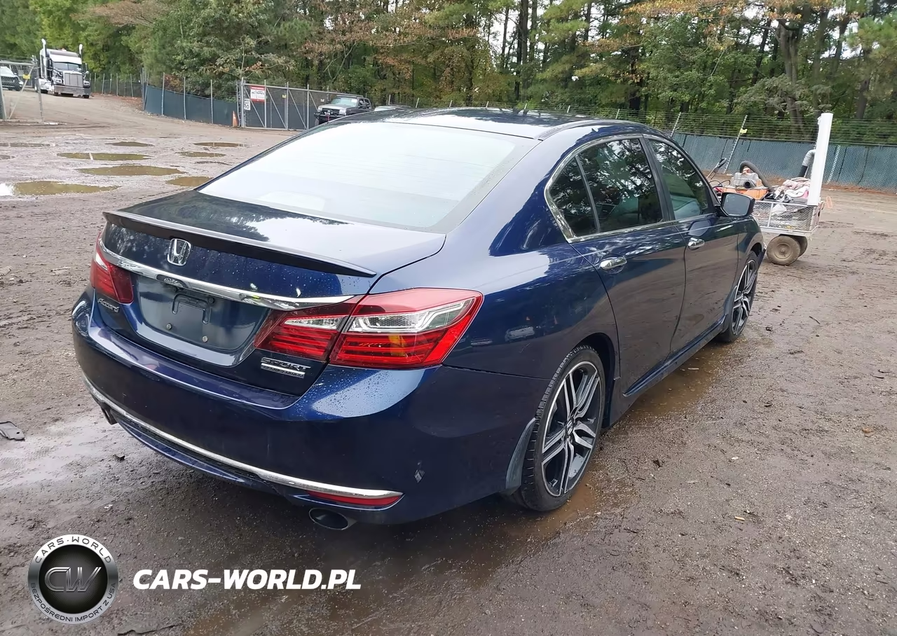 2017 Honda Accord Sport Se VIN:1HGCR2F13HA065592 - 4