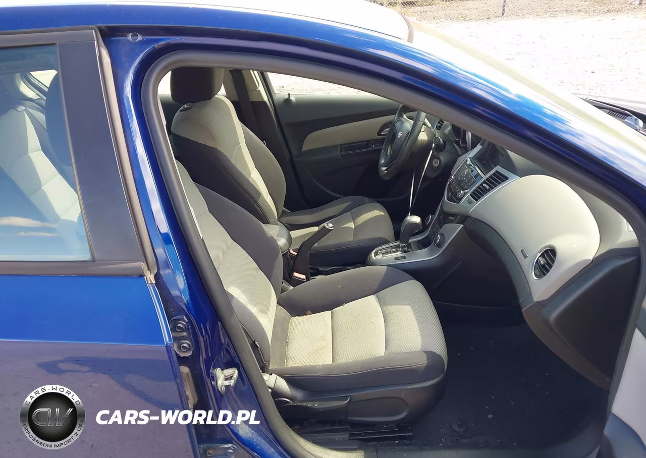 2013 Chevrolet Cruze Ls Auto VIN:1G1PA5SG2D7115241 - 5
