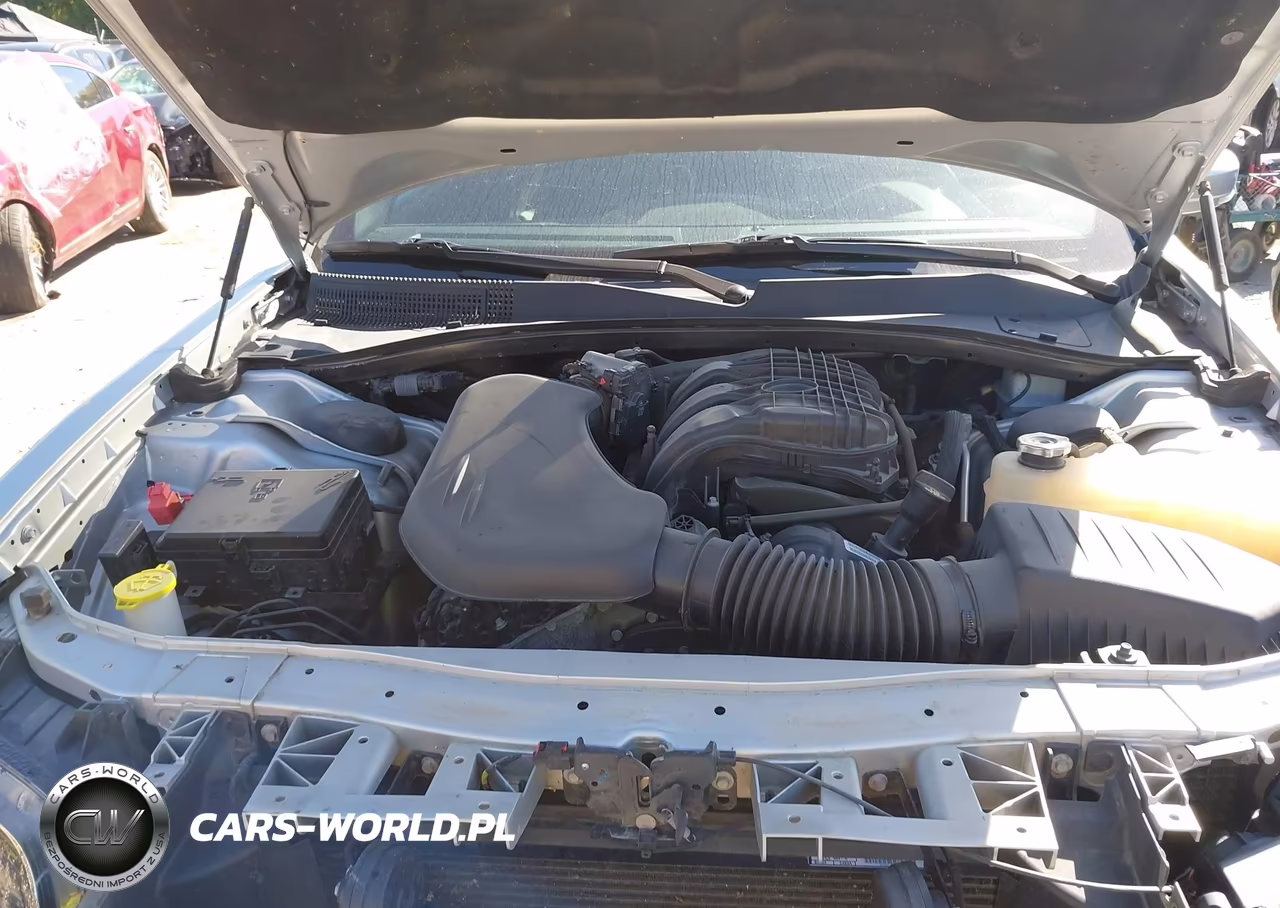 2023 Chrysler 300 300S VIN:2C3CCABG4PH654059 - 10