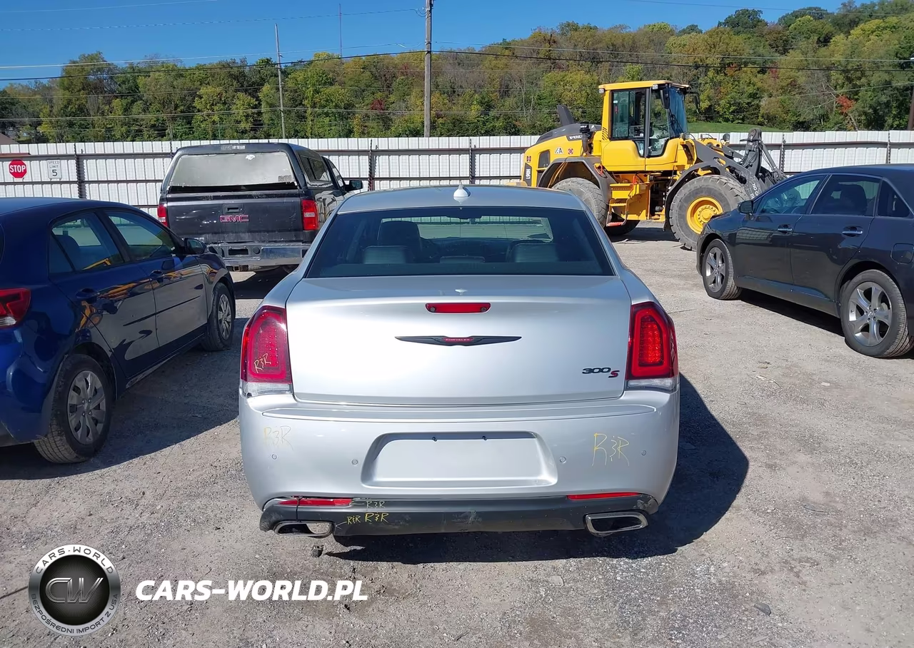 2023 Chrysler 300 300S VIN:2C3CCABG4PH654059 - 16