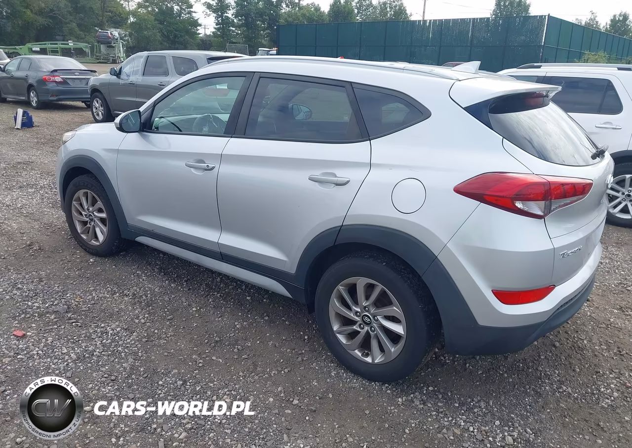 2018 Hyundai Tucson Sel VIN:KM8J3CA40JU670717 - 3