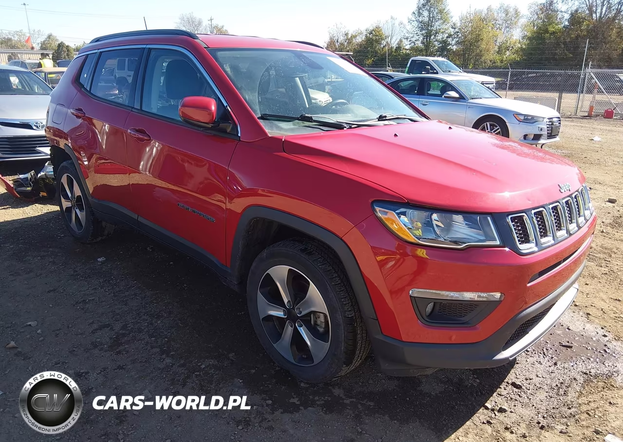 2019 Jeep Compass Latitude 4X4 VIN:3C4NJDBB6KT689332 - 1