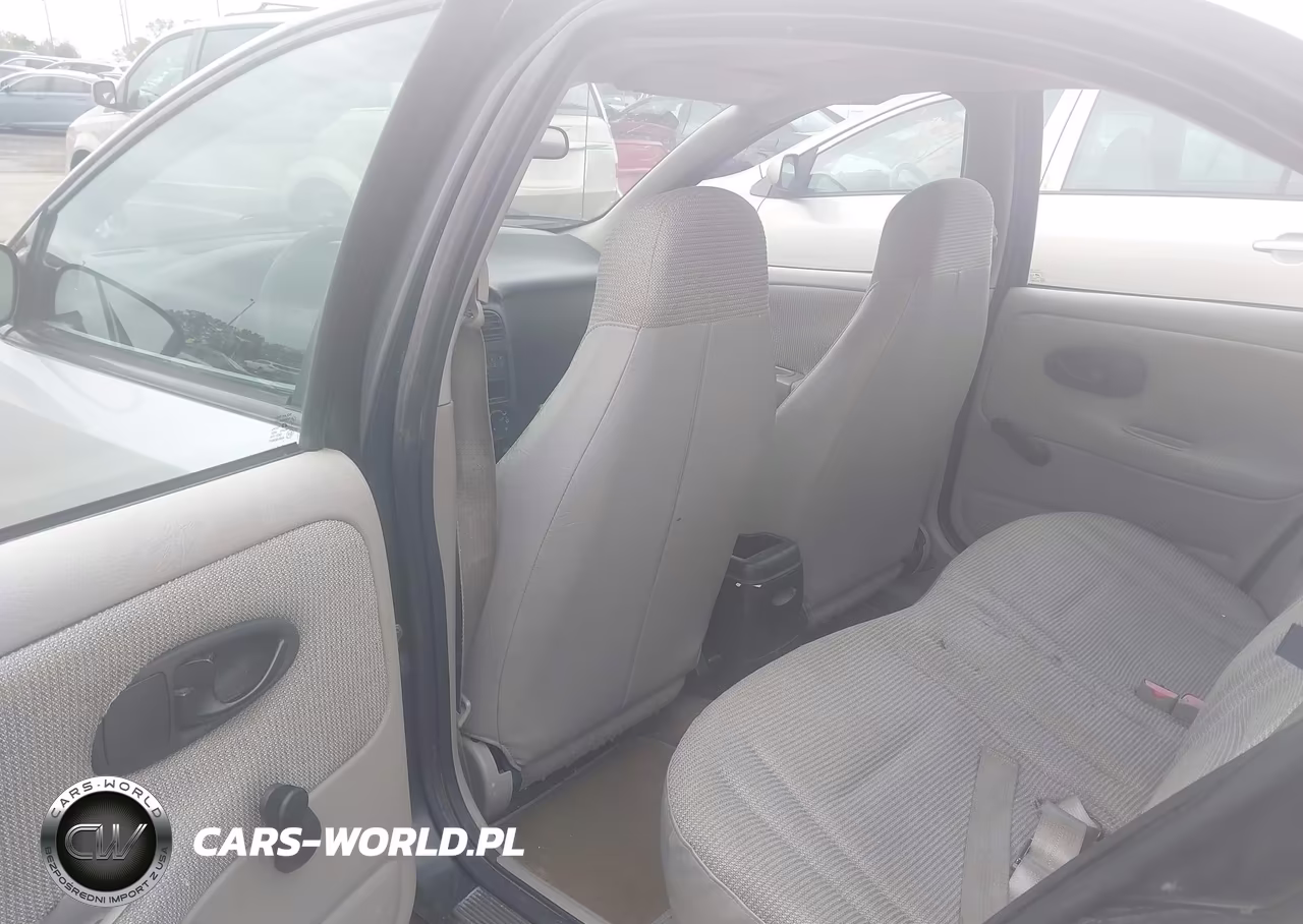 2002 Saturn S-Series Sl VIN:1G8ZF52812Z164579 - 8