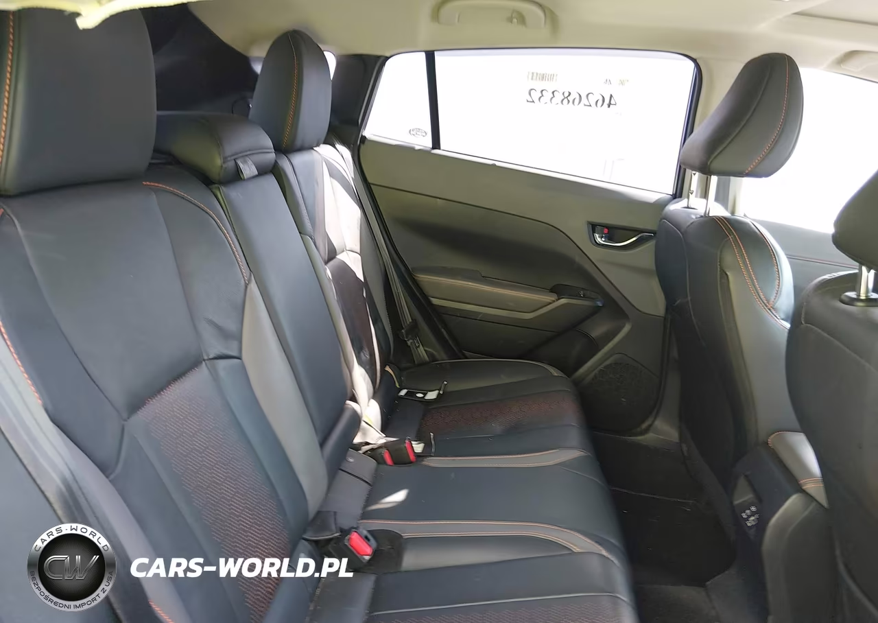 2024 Subaru Crosstrek Limited VIN:4S4GUHM66R3712973 - 8