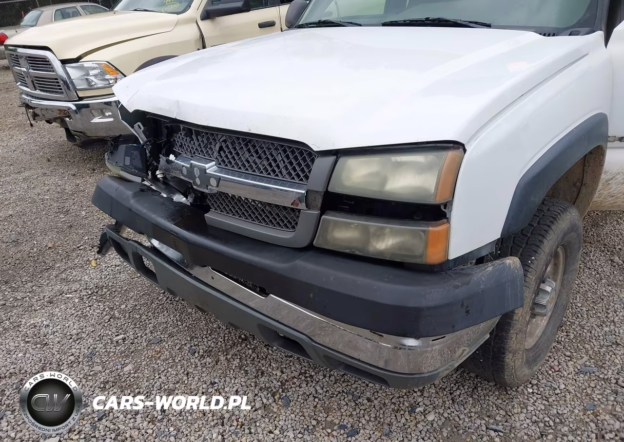 2003 Chevrolet Silverado 2500Hd VIN:1GCHK23U83F225517 - 18