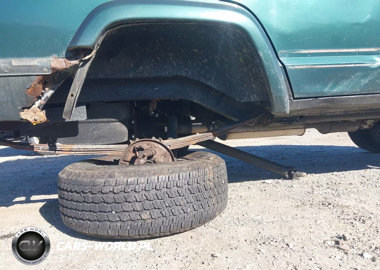 1999 Jeep Cherokee Classic-Sport VIN:1J4FF68SXXL618043 - 13
