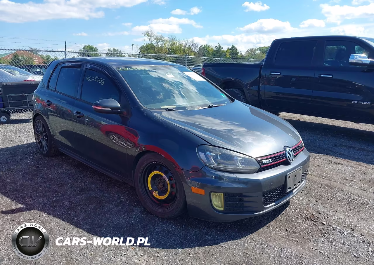 2011 Volkswagen Gti 4-Door – zdjęcie 1 z 11