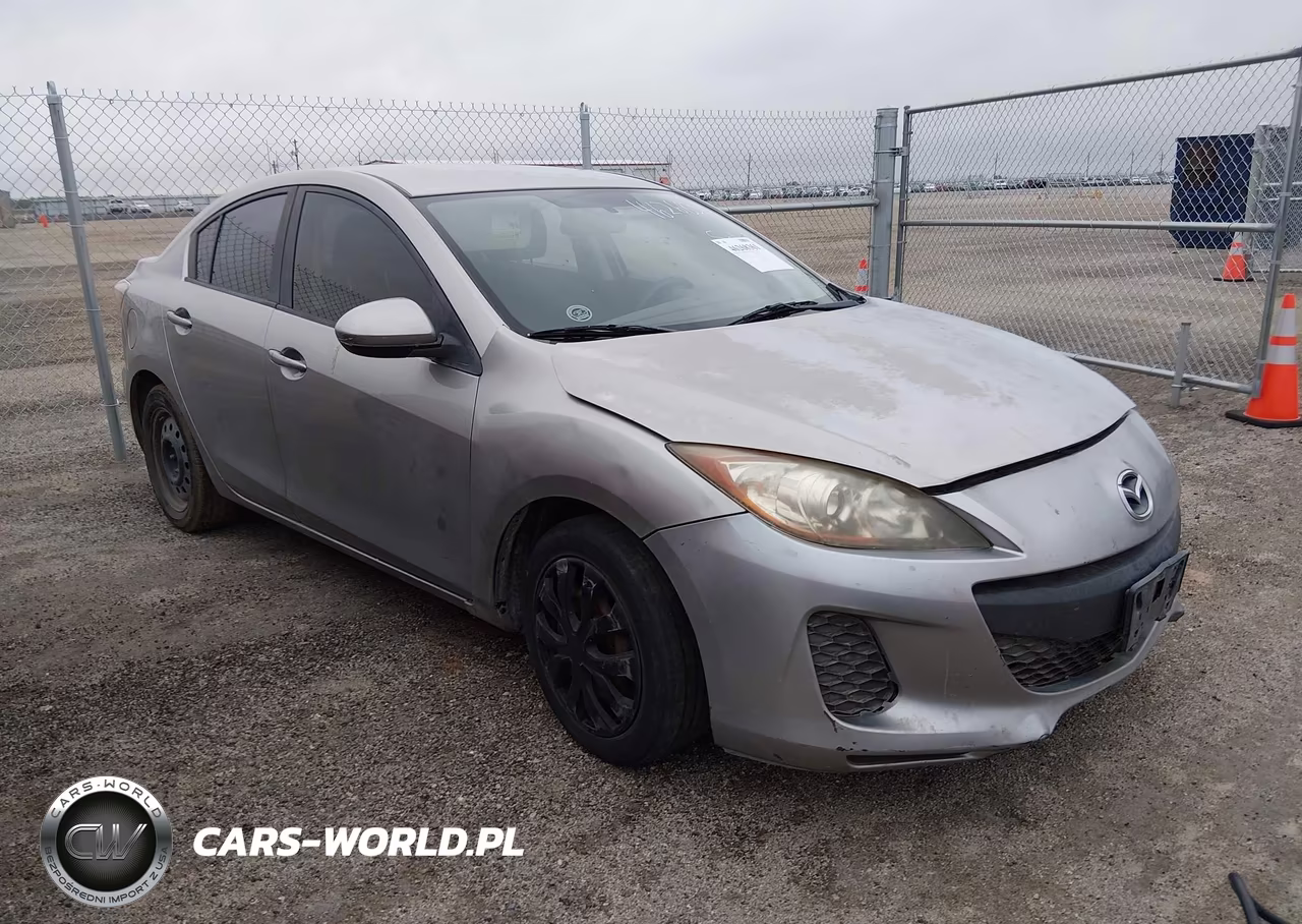 2013 Mazda Mazda3 I Sv – zdjęcie 1 z 11