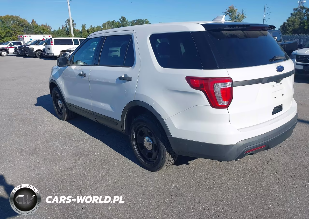 2017 Ford Utility Police Interceptor VIN:1FM5K8AR1HGB72855 - 3