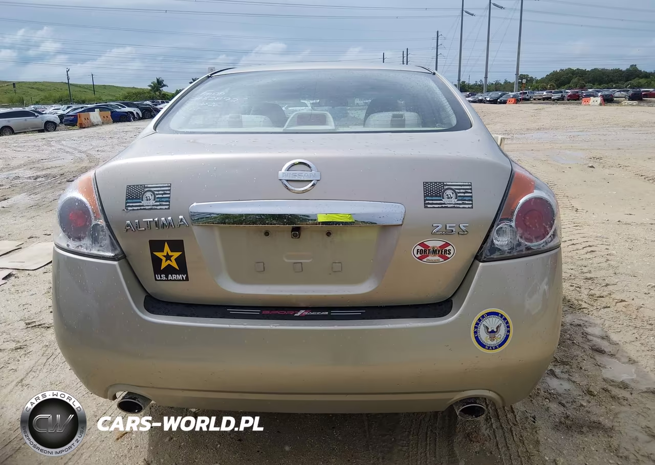 2010 Nissan Altima 2.5 S VIN:1N4AL2AP9AN480147 - 16