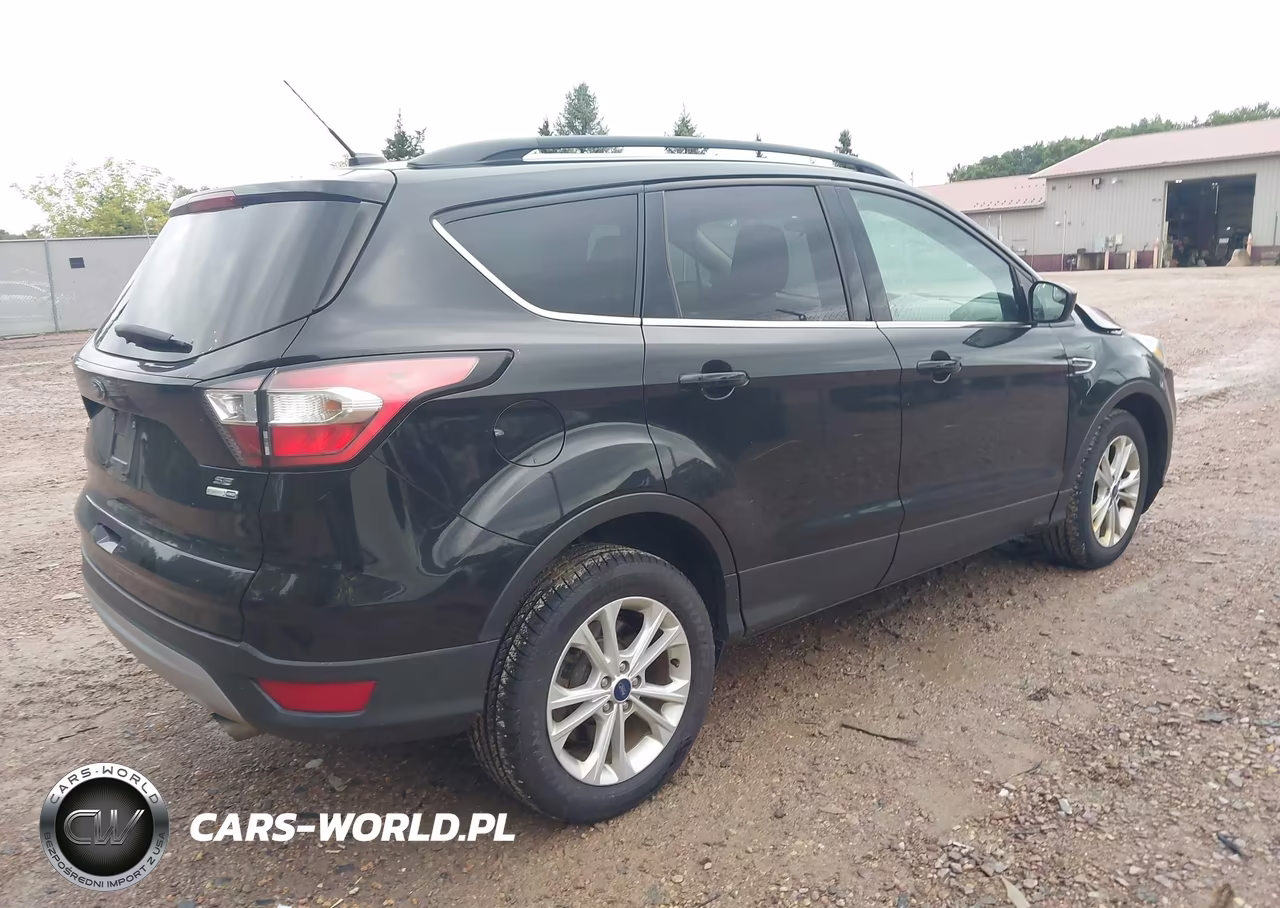2018 Ford Escape Se VIN:1FMCU9GD4JUC37532 - 4