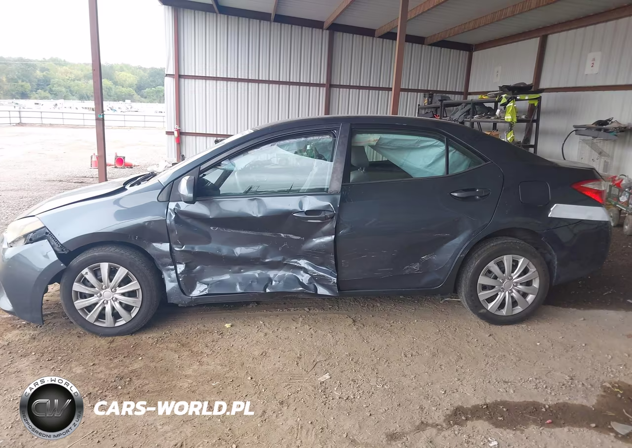 2016 Toyota Corolla Le VIN:5YFBURHE7GP513411 - 14