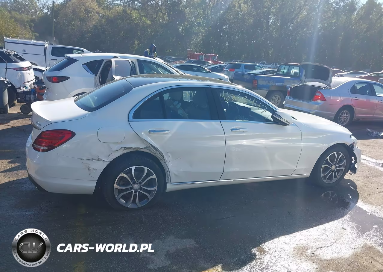 2016 Mercedes-Benz C 300 4Matic VIN:55SWF4KBXGU156152 - 13