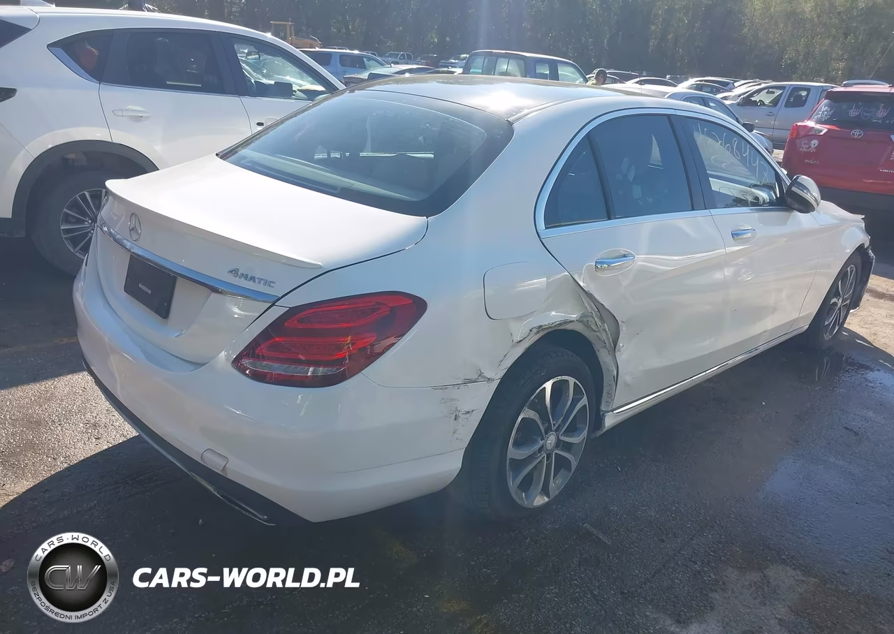 2016 Mercedes-Benz C 300 4Matic VIN:55SWF4KBXGU156152 - 4