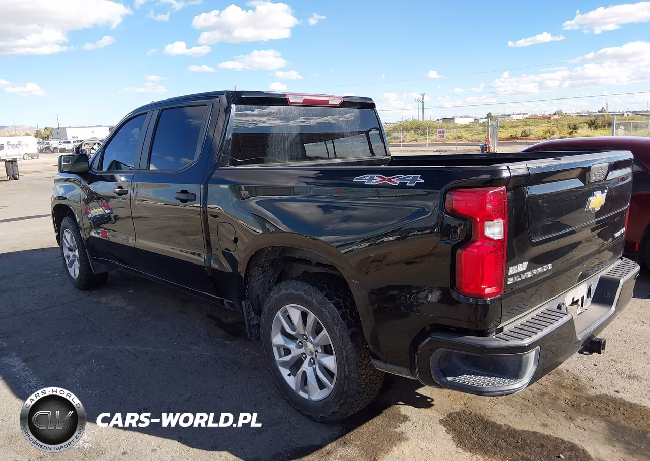 2022 Chevrolet Silverado 1500 Ltd 4Wd Short Bed Custom VIN:3GCPYBEK8NG169344 - 3