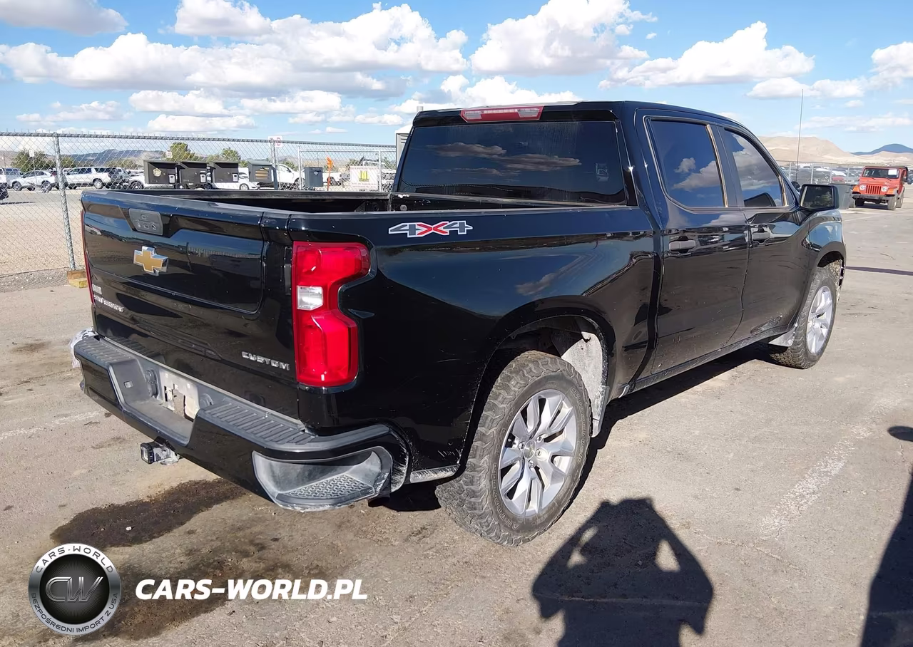 2022 Chevrolet Silverado 1500 Ltd 4Wd Short Bed Custom VIN:3GCPYBEK8NG169344 - 4