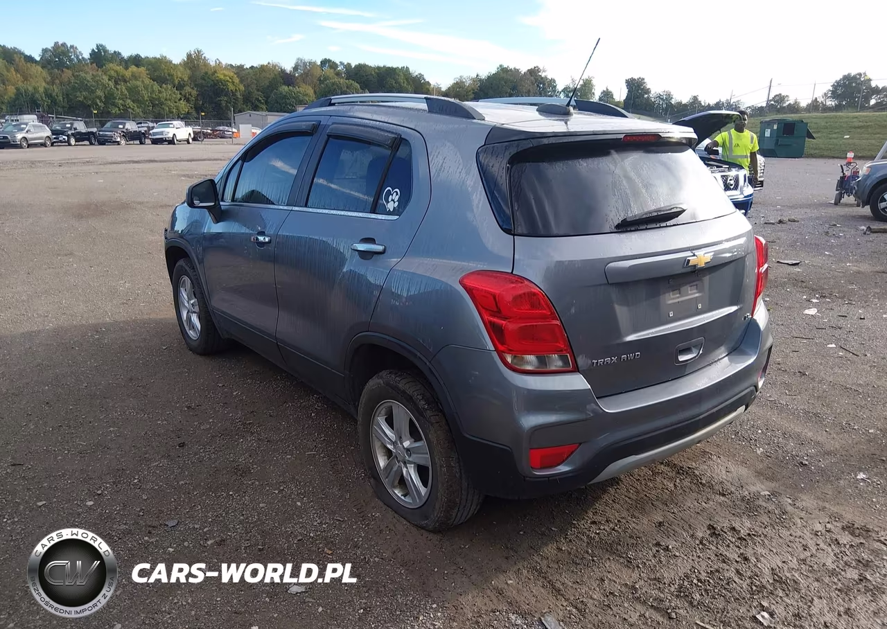 2019 Chevrolet Trax Lt VIN:KL7CJPSB5KB742917 - 3