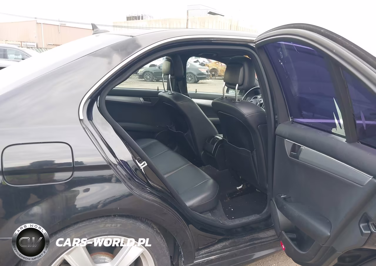 2014 Mercedes-Benz C 250 Sport VIN:WDDGF4HB3EA954694 - 8