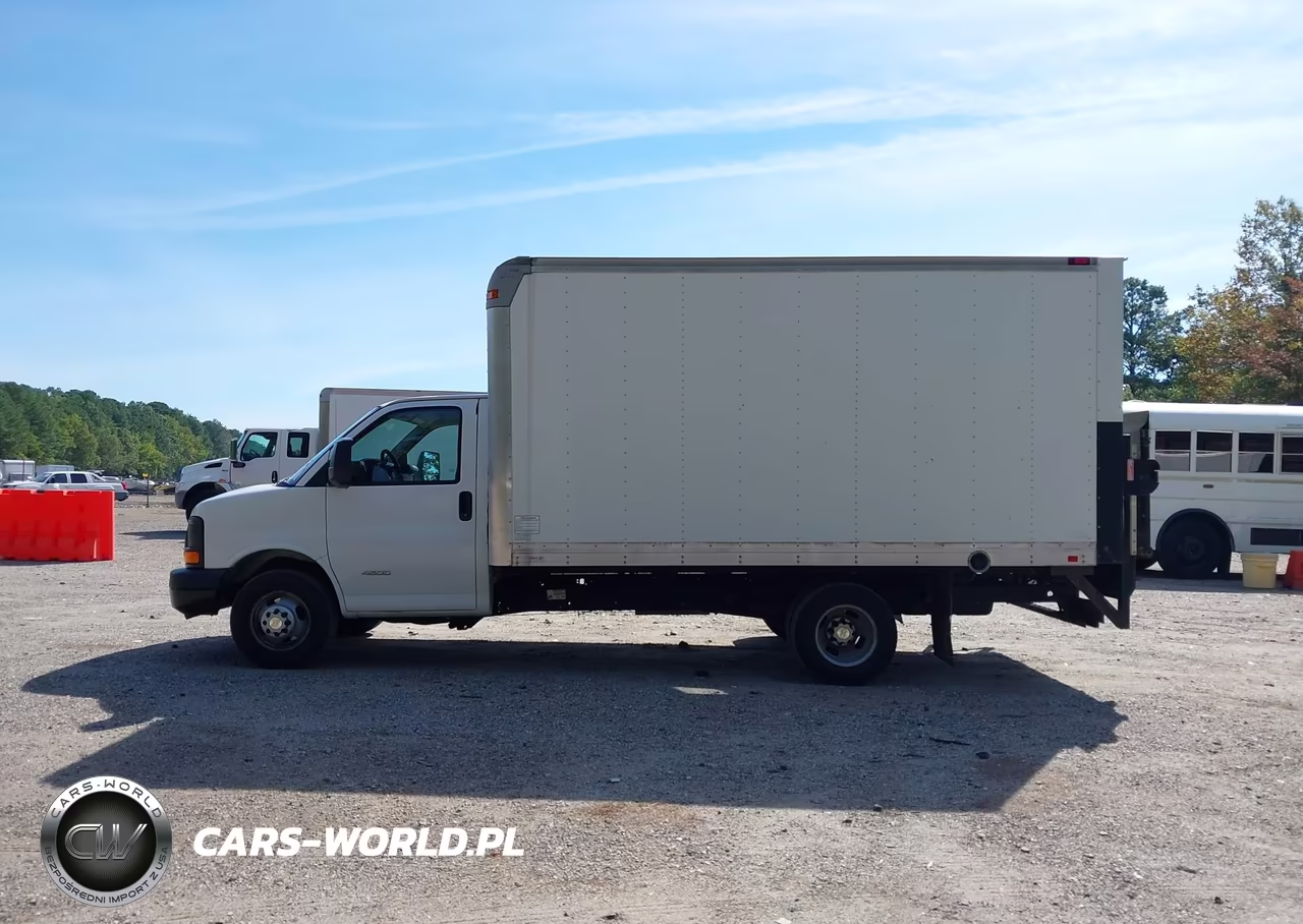2015 Chevrolet Express Cutaway 4500 VIN:1GB6G5CG7F1117318 - 14