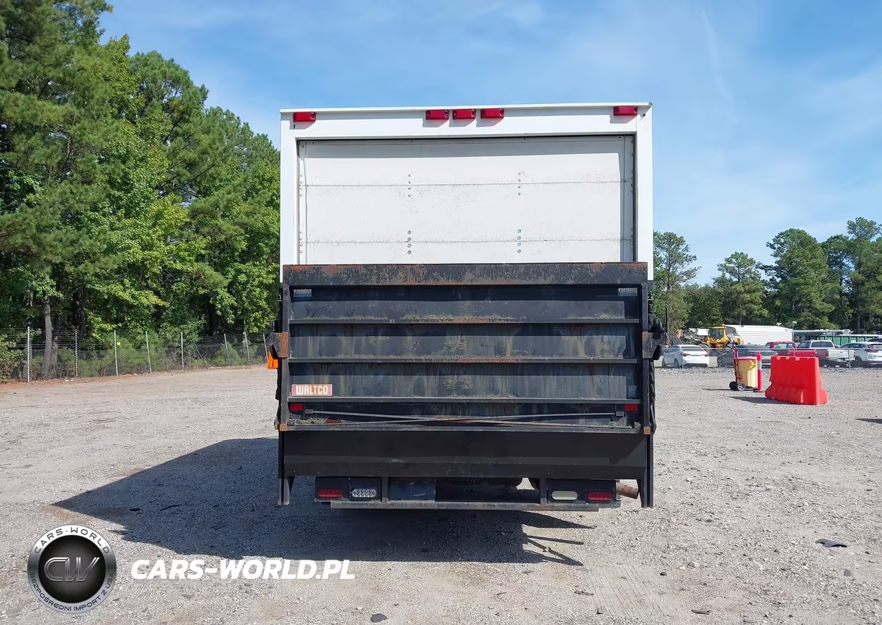 2015 Chevrolet Express Cutaway 4500 VIN:1GB6G5CG7F1117318 - 16