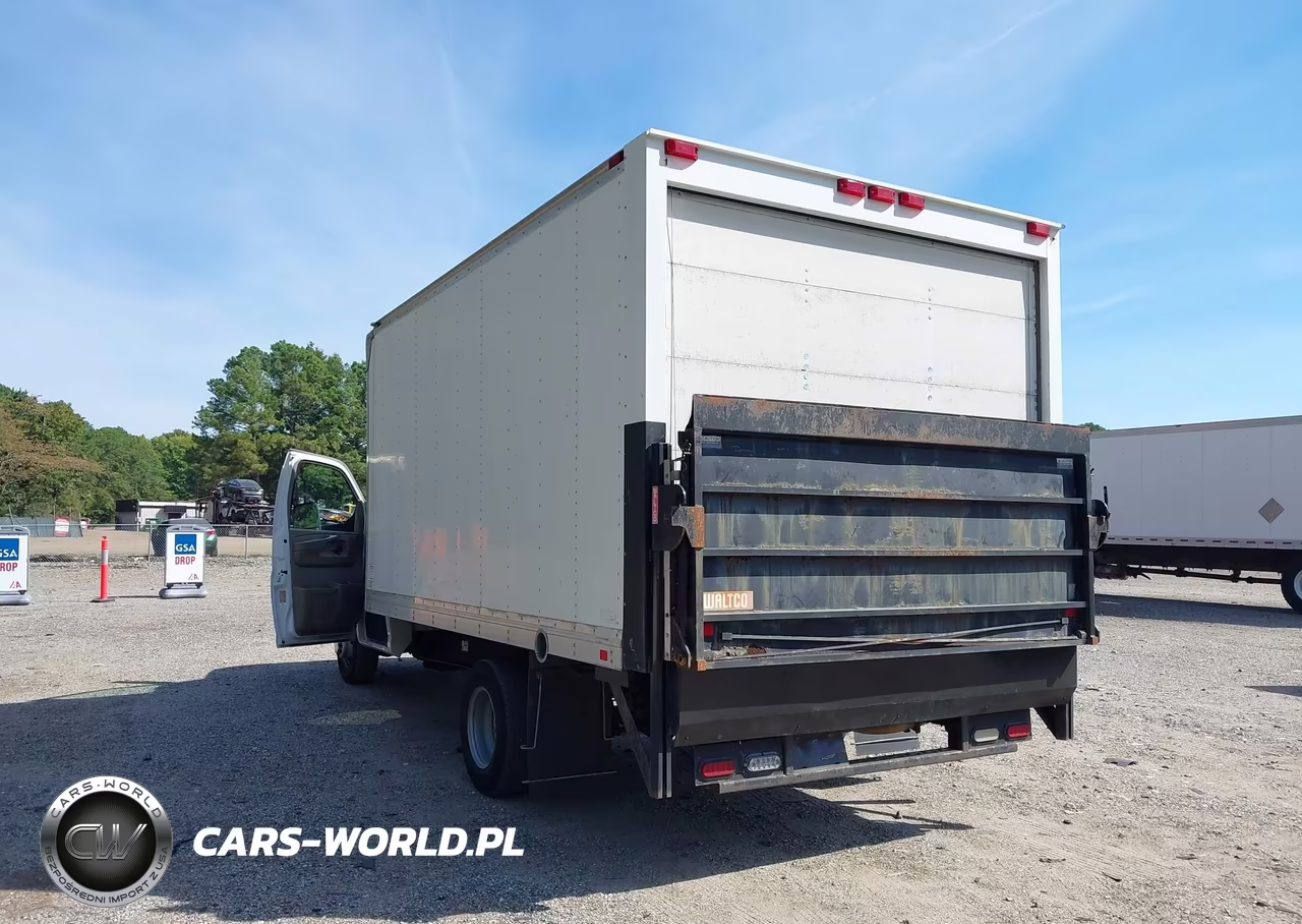 2015 Chevrolet Express Cutaway 4500 VIN:1GB6G5CG7F1117318 - 3
