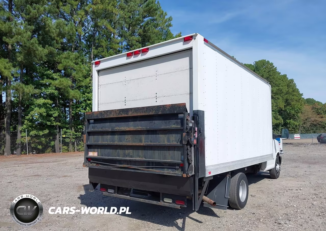 2015 Chevrolet Express Cutaway 4500 VIN:1GB6G5CG7F1117318 - 4