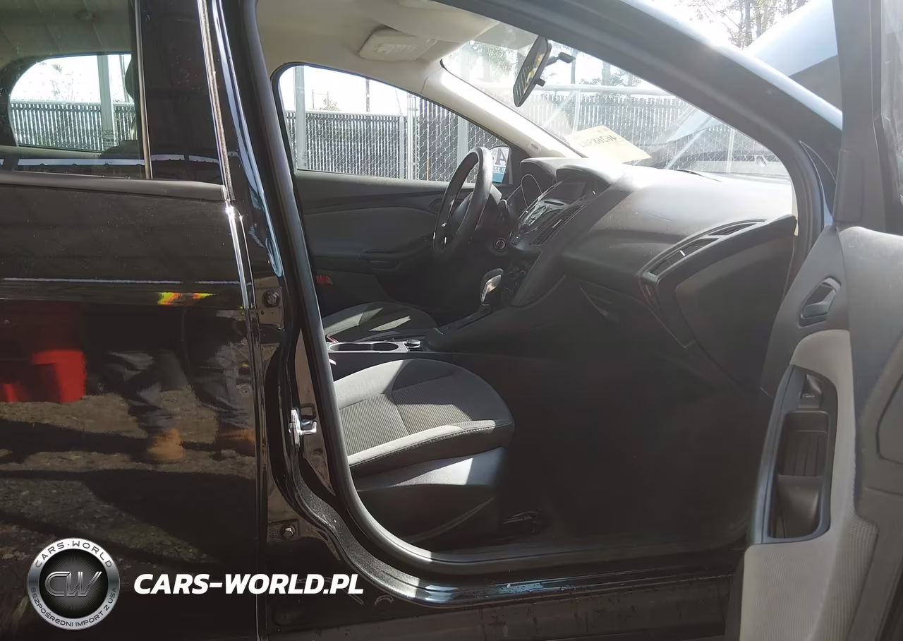 2013 Ford Focus S VIN:1FADP3E22DL132888 - 5