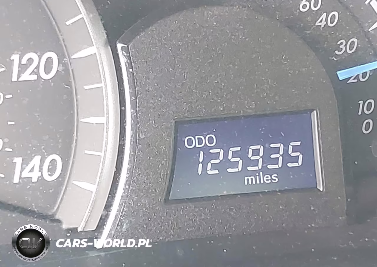2015 Toyota Camry Le VIN:4T4BF1FKXFR464051 - 15
