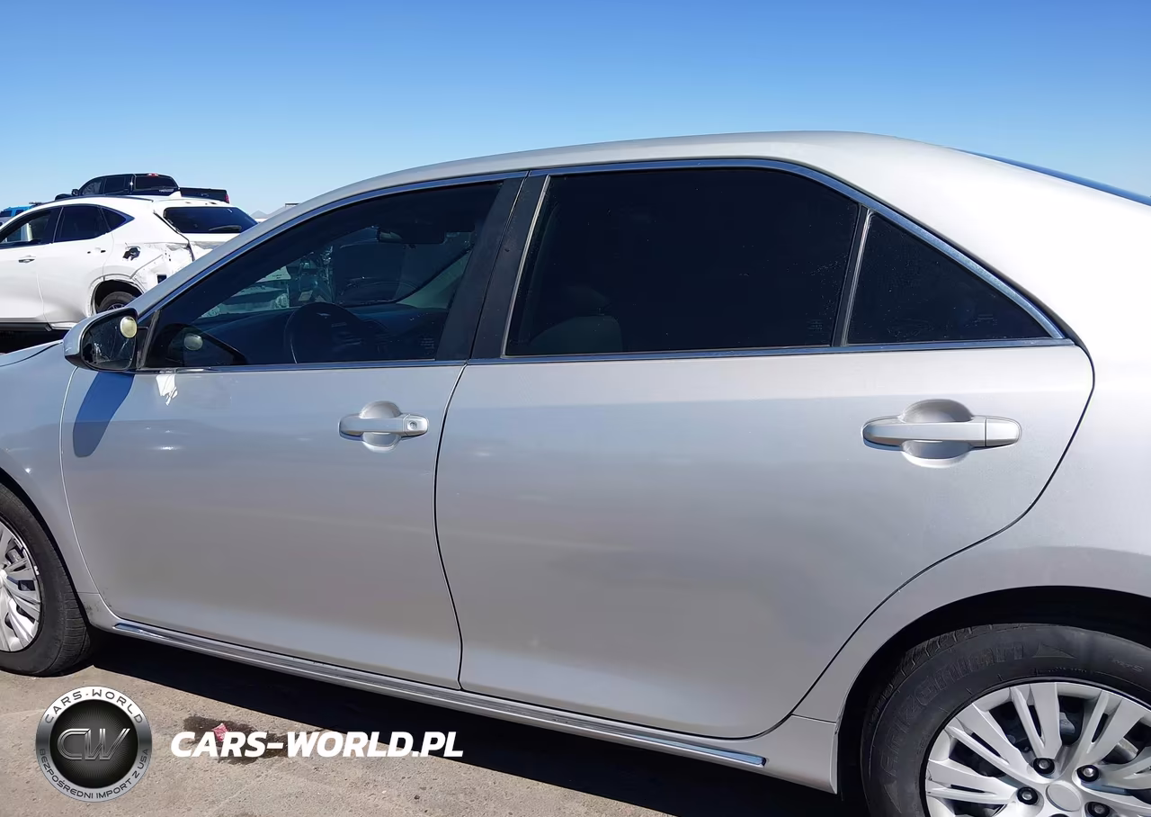 2012 Toyota Camry Le VIN:4T4BF1FK0CR261052 - 14