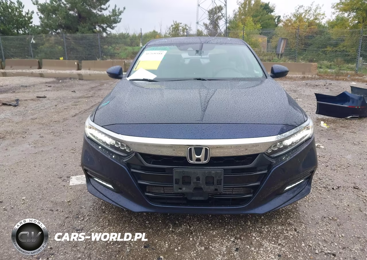 2018 Honda Accord Touring VIN:1HGCV1F92JA148870 - 12