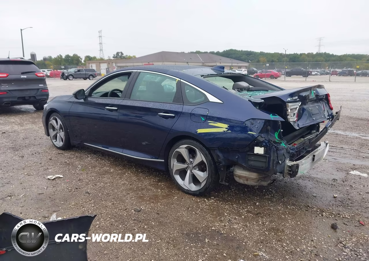 2018 Honda Accord Touring VIN:1HGCV1F92JA148870 - 3