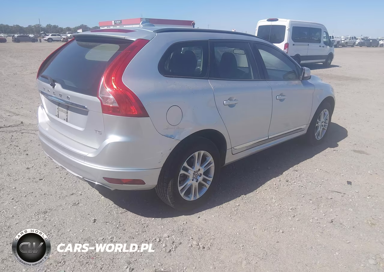 2015 Volvo Xc60 T5 VIN:YV440MDJ2F2631340 - 4