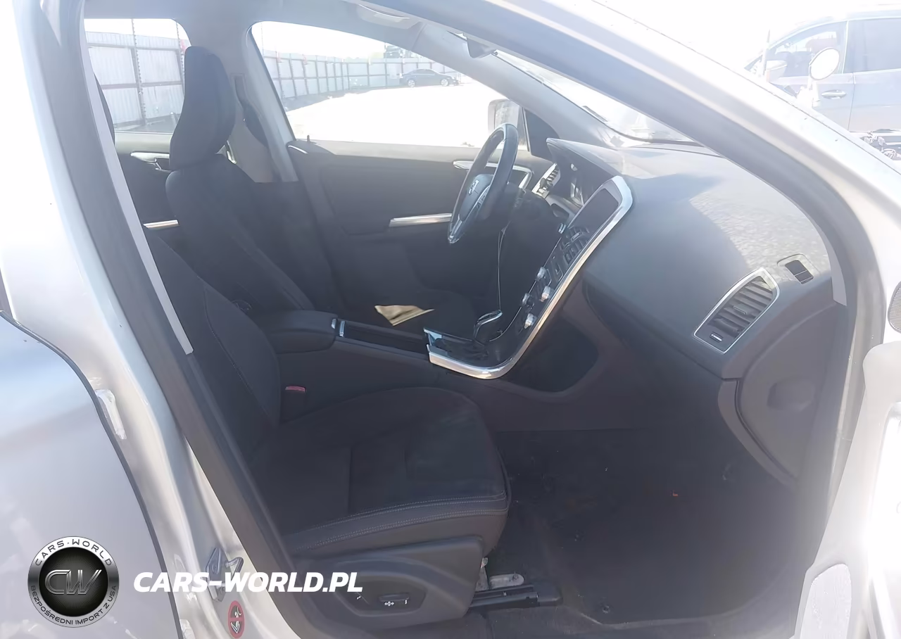 2015 Volvo Xc60 T5 VIN:YV440MDJ2F2631340 - 5