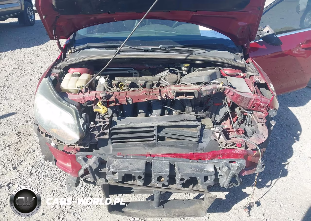 2013 Ford Focus Titanium VIN:1FADP3N20DL149379 - 10