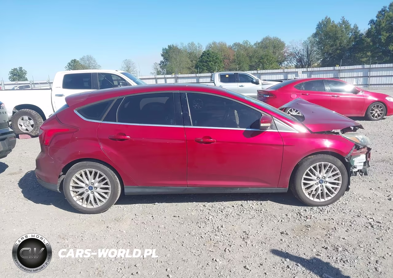 2013 Ford Focus Titanium VIN:1FADP3N20DL149379 - 14