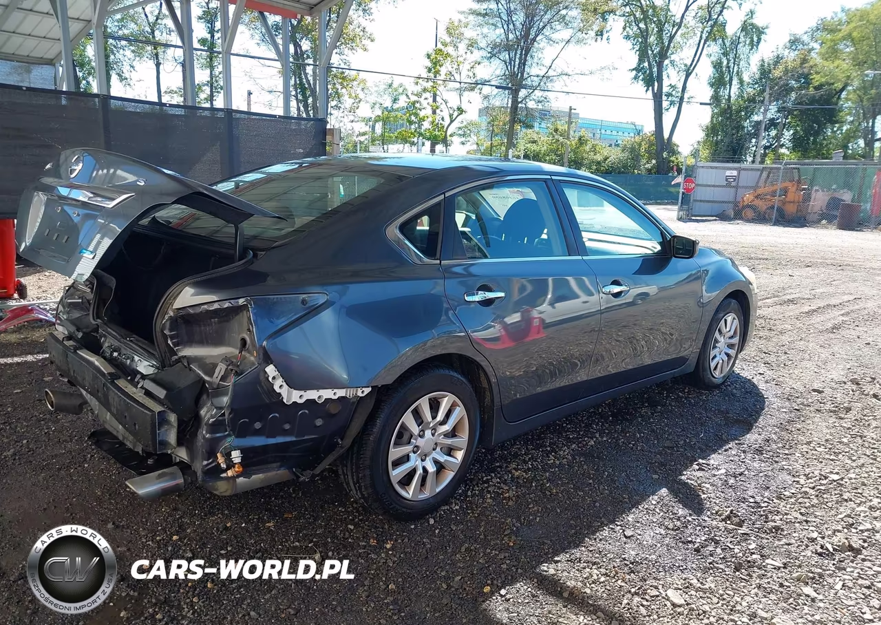 2013 Nissan Altima 2.5 S VIN:1N4AL3AP1DC261687 - 4