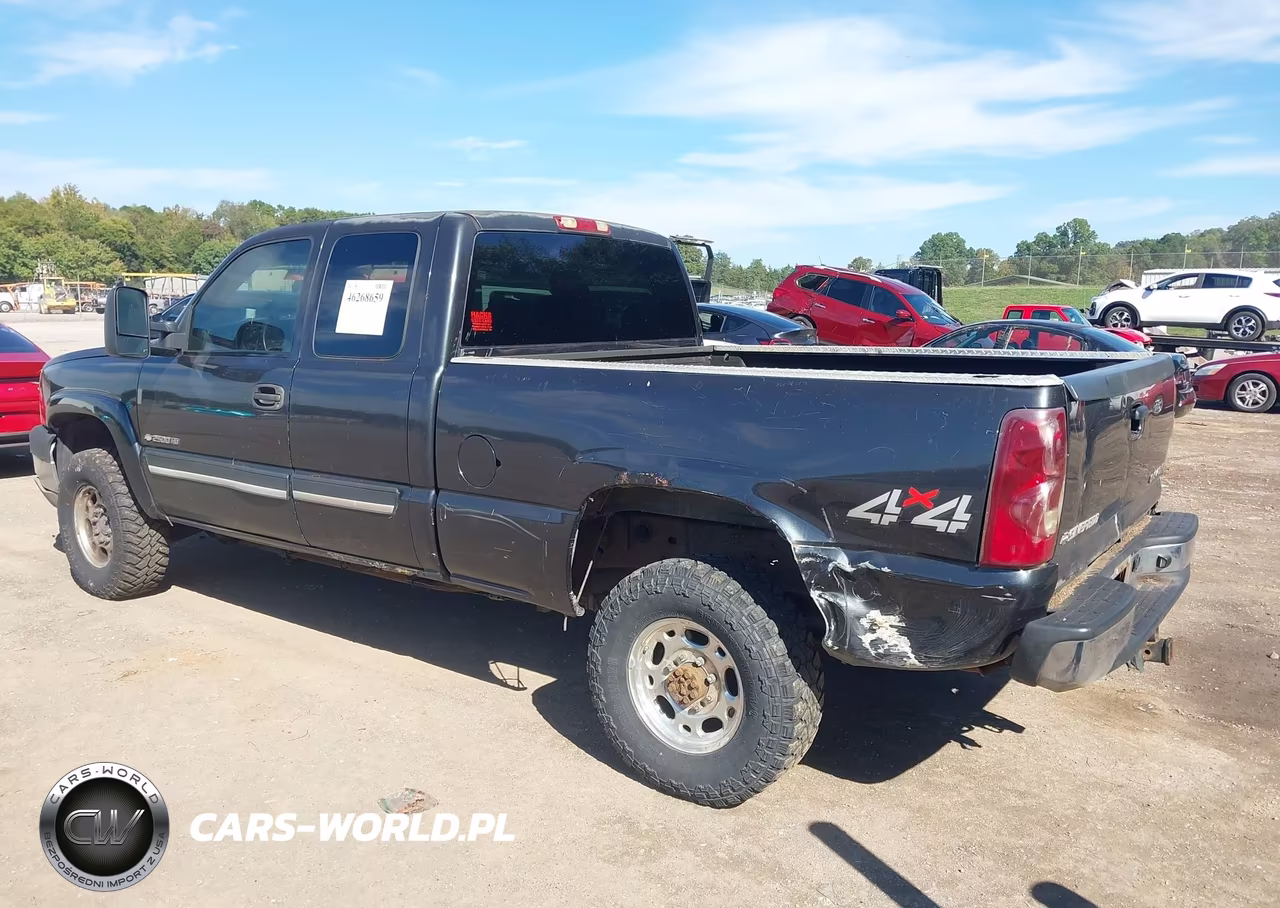 2003 Chevrolet Silverado 2500Hd Ls VIN:1GCHK29U23E178644 - 3