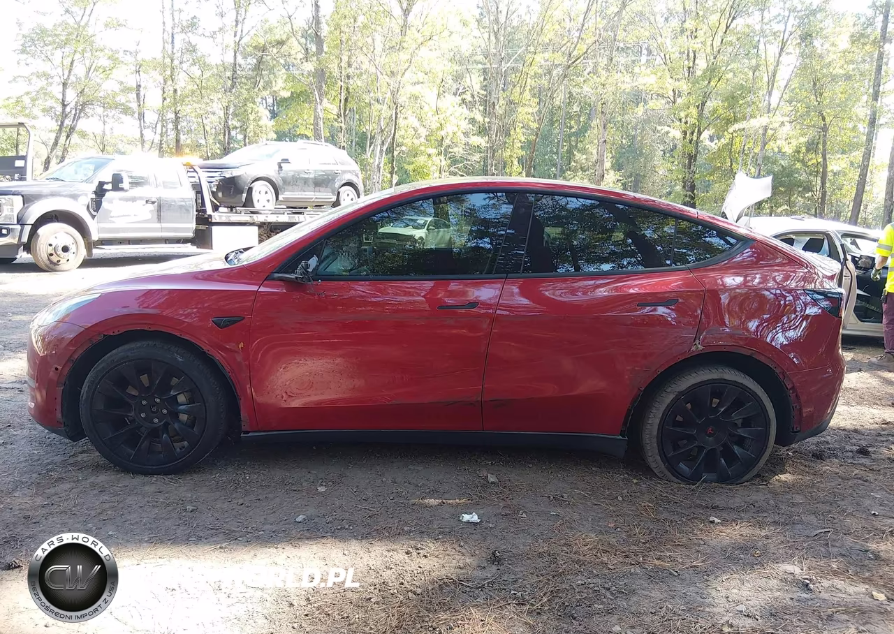 2021 Tesla Model Y Long Range Dual Motor All-Wheel Drive VIN:5YJYGDEEXMF213247 - 14