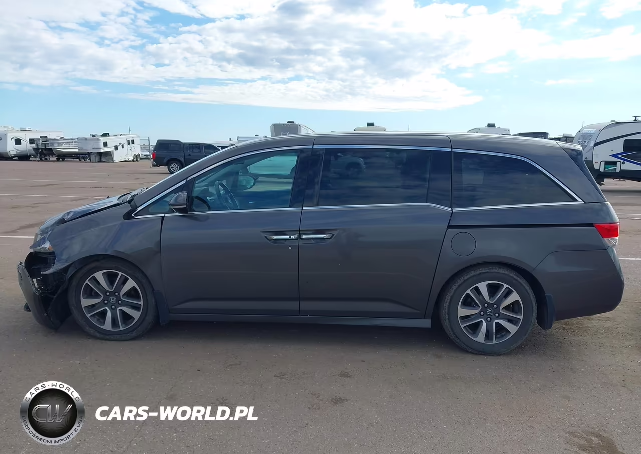 2015 Honda Odyssey Touring-Touring Elite VIN:5FNRL5H95FB038123 - 14