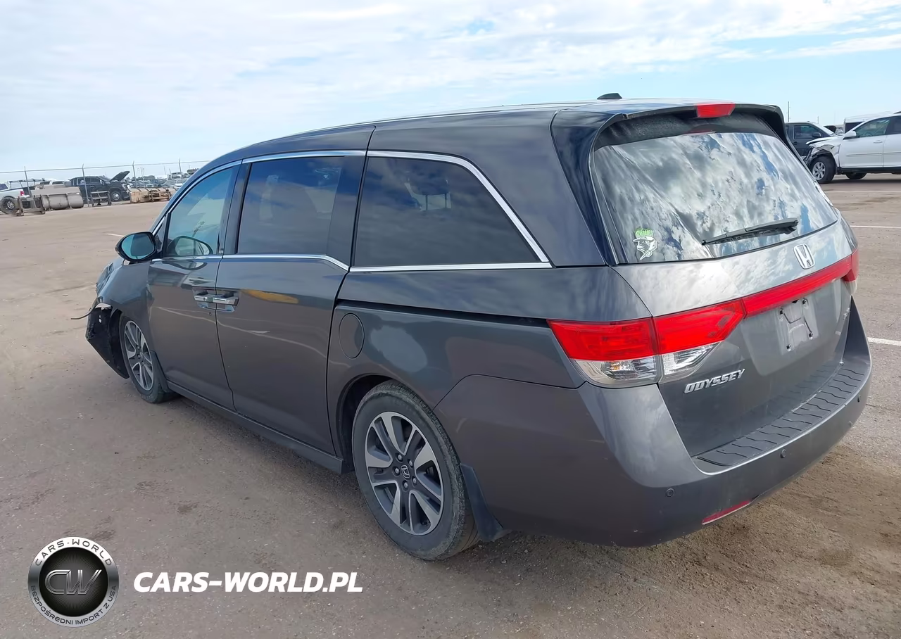 2015 Honda Odyssey Touring-Touring Elite VIN:5FNRL5H95FB038123 - 3