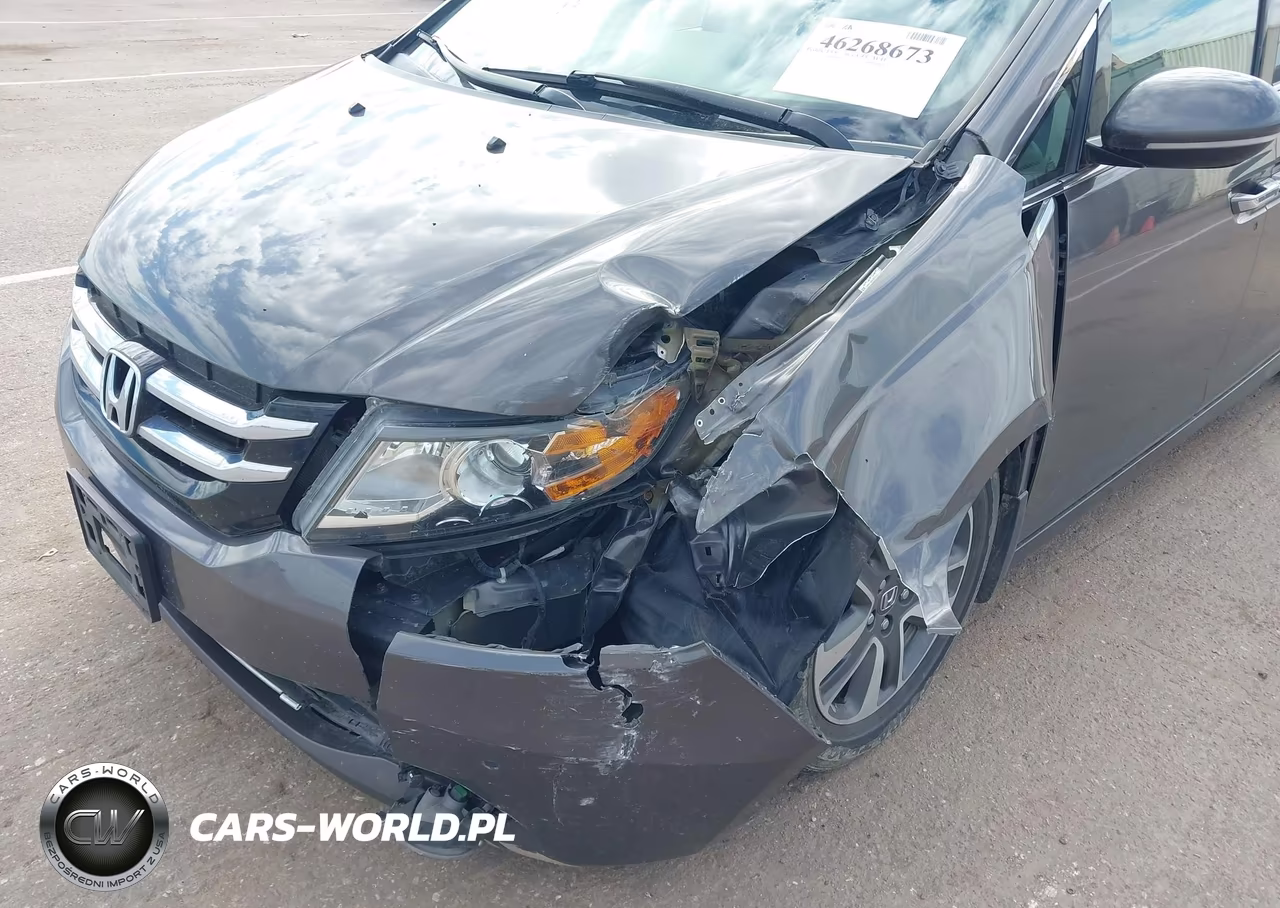 2015 Honda Odyssey Touring-Touring Elite VIN:5FNRL5H95FB038123 - 6