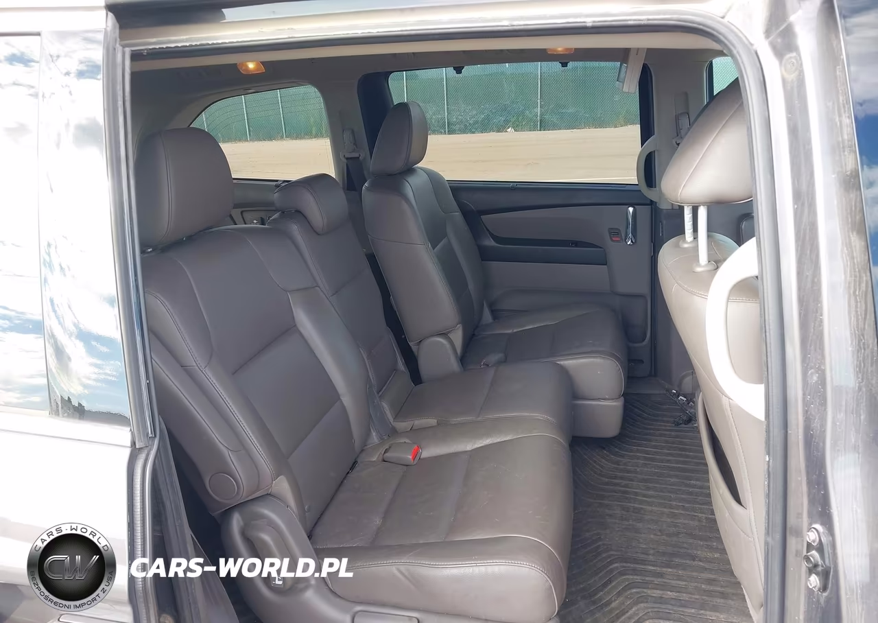 2015 Honda Odyssey Touring-Touring Elite VIN:5FNRL5H95FB038123 - 8
