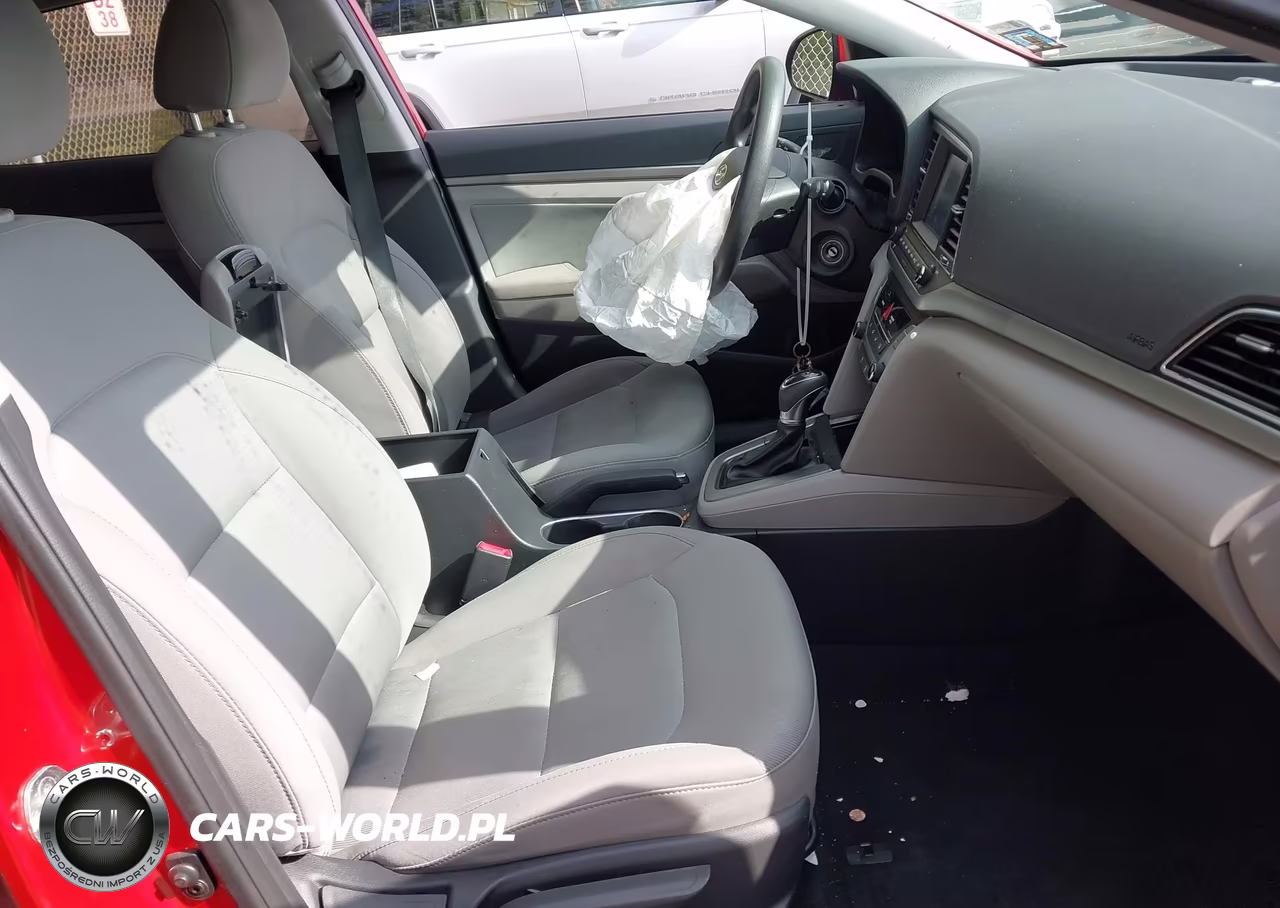 2018 Hyundai Elantra Sel VIN:5NPD84LF4JH219338 - 5