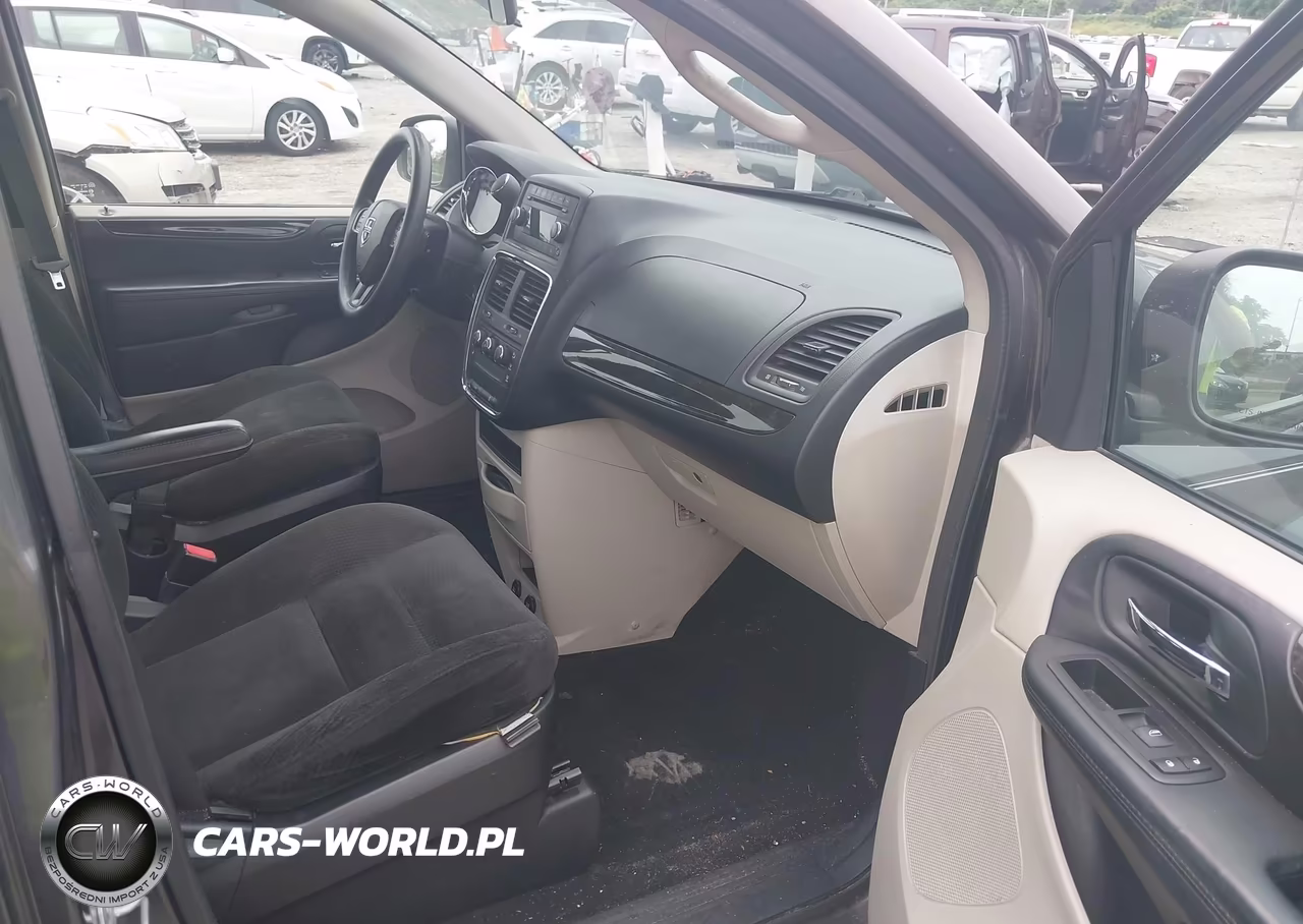 2015 Dodge Grand Caravan American Value Pkg VIN:2C4RDGBG5FR643800 - 5