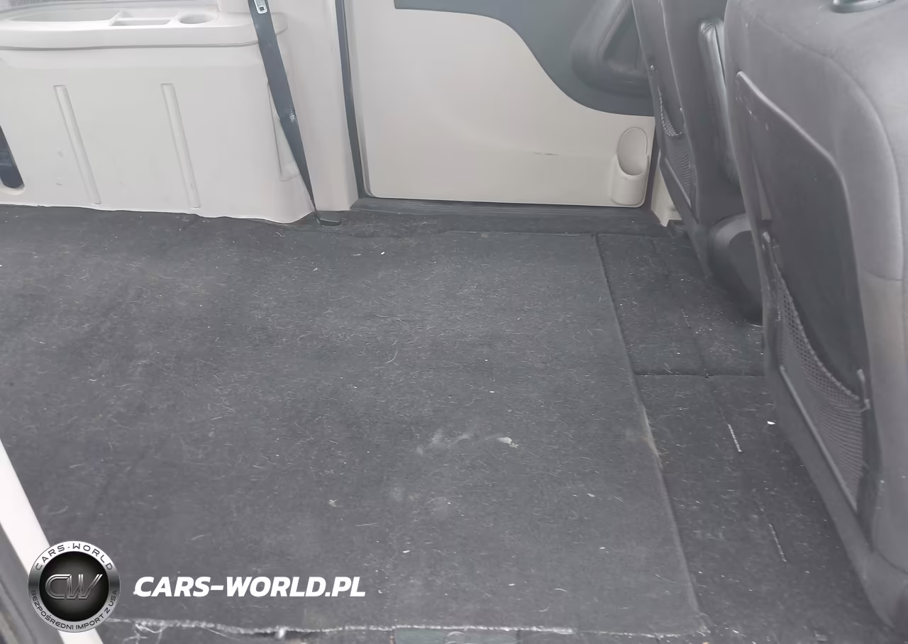 2015 Dodge Grand Caravan American Value Pkg VIN:2C4RDGBG5FR643800 - 8